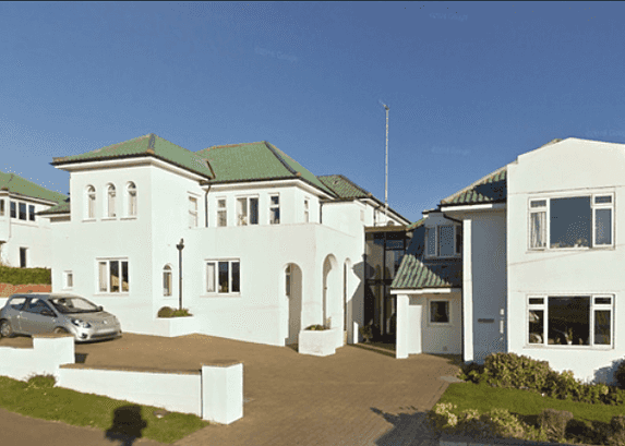 Arundel Park Lodge cover